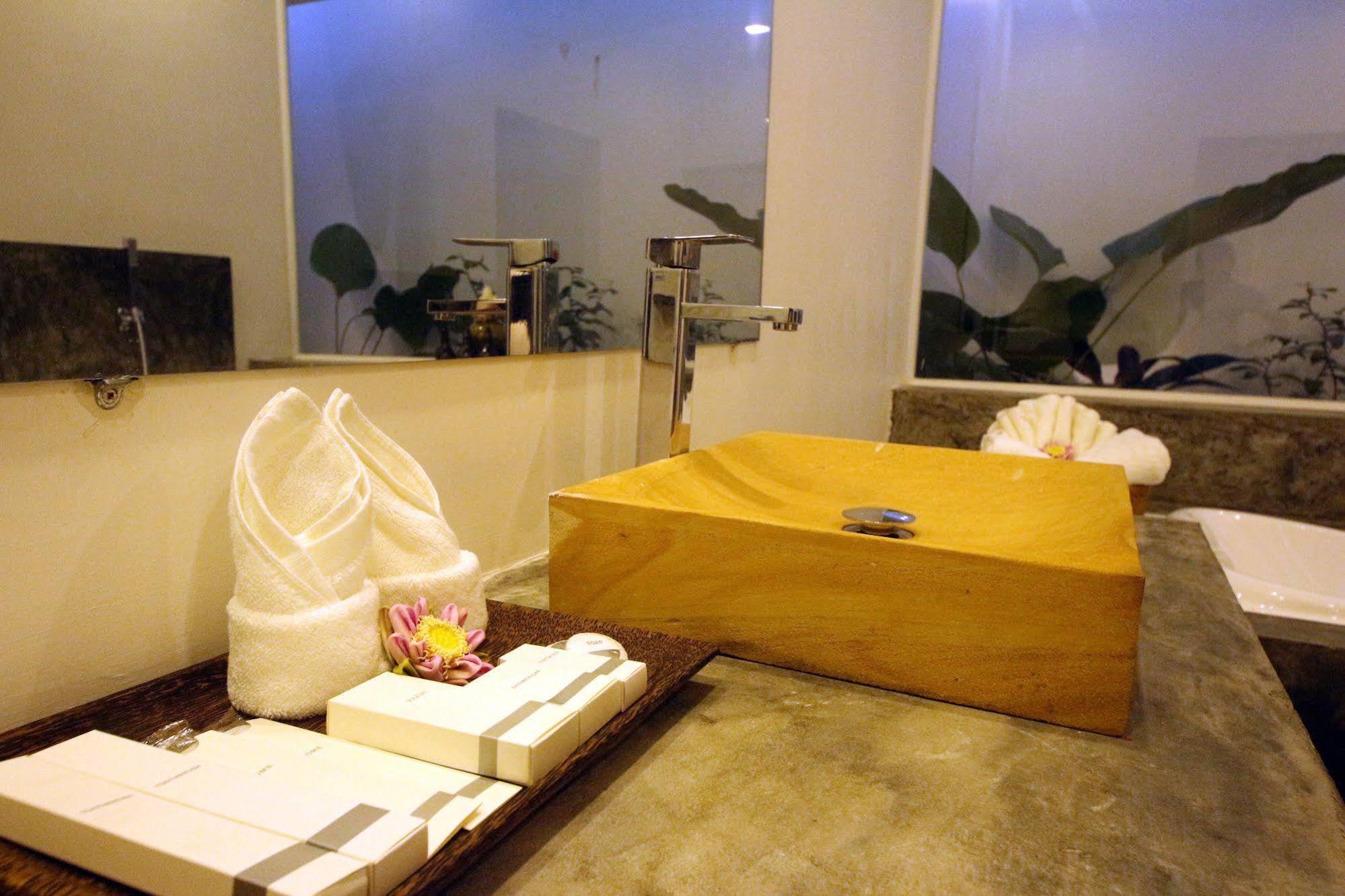 The Gallery Boutique Hotel Siem Reap Exteriör bild